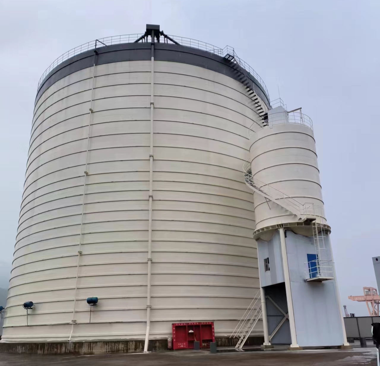 中卫10万吨水泥钢板库