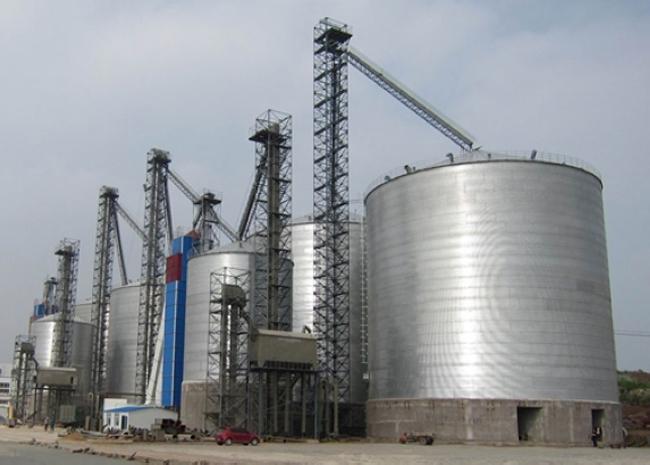 中卫大型钢板库构造参数及水泥储存质量